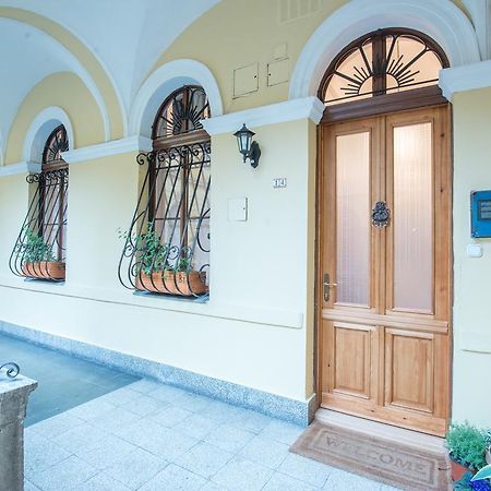 Rustic Elegance Budapeste Exterior foto